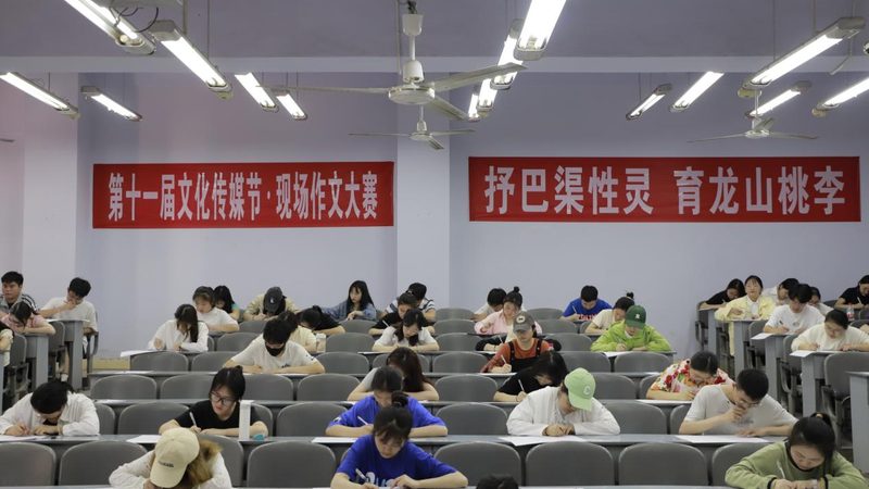宣传片拍摄定制加盟条件揭秘：如何选择优质合作伙伴